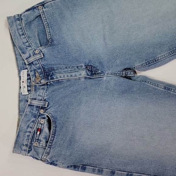 TOMMY HILFIGER JEANS ♡ Vintage Denim Faded 'n Distressed Blue Jeans 6|31 Regular - Picture 8 of 17